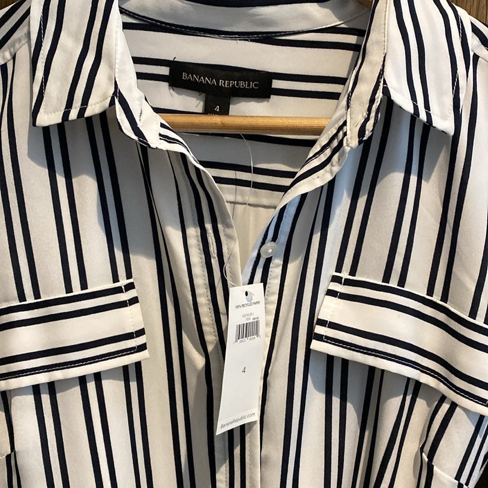 Banana Republic Striped Button-Down Midi Dress with Belt - Size 4 - Picture 3 of 4